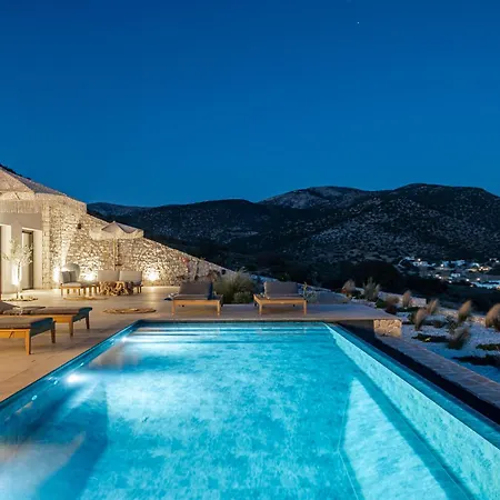 Luxury With Private Infinity Pool And Stunning Sea View