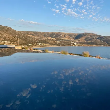 Luxury With Private Infinity Pool And Stunning Sea View Villa