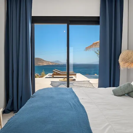 Luxury With Private Infinity Pool And Stunning Sea View Villa