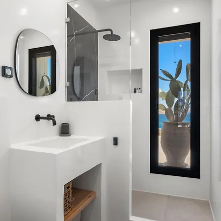 Villa Luxury With Private Infinity Pool And Stunning Sea View *