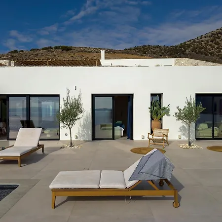 Villa Luxury With Private Infinity Pool And Stunning Sea View