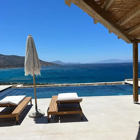 Luxury With Private Infinity Pool And Stunning Sea View
