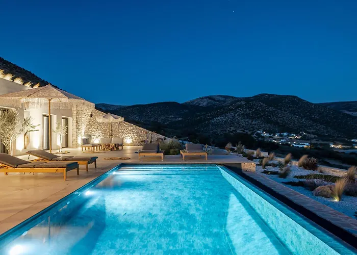 Luxury With Private Infinity Pool And Stunning Sea View